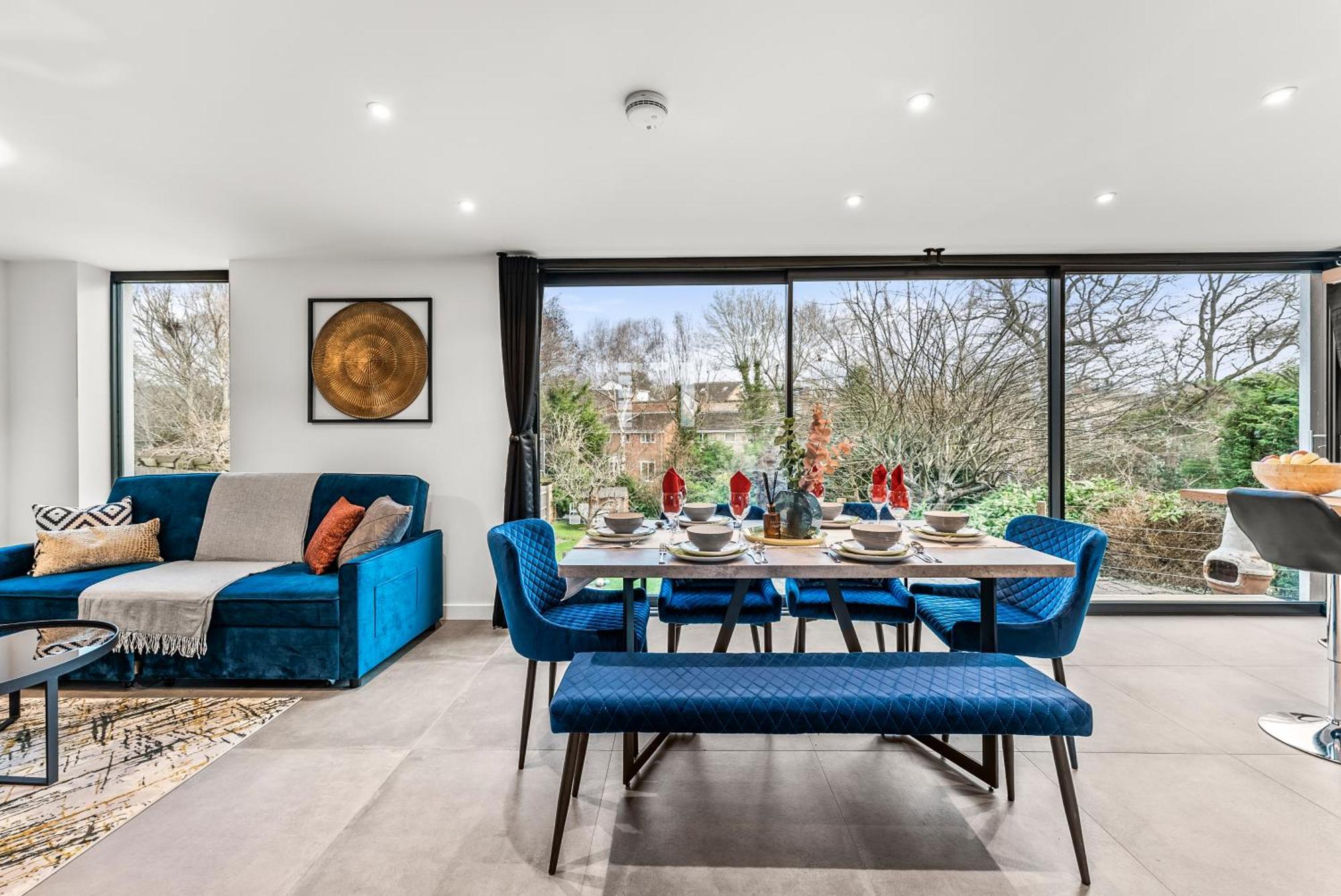 Elegant Retreat In Cheltenham - Garden & Parking Included Luaran gambar