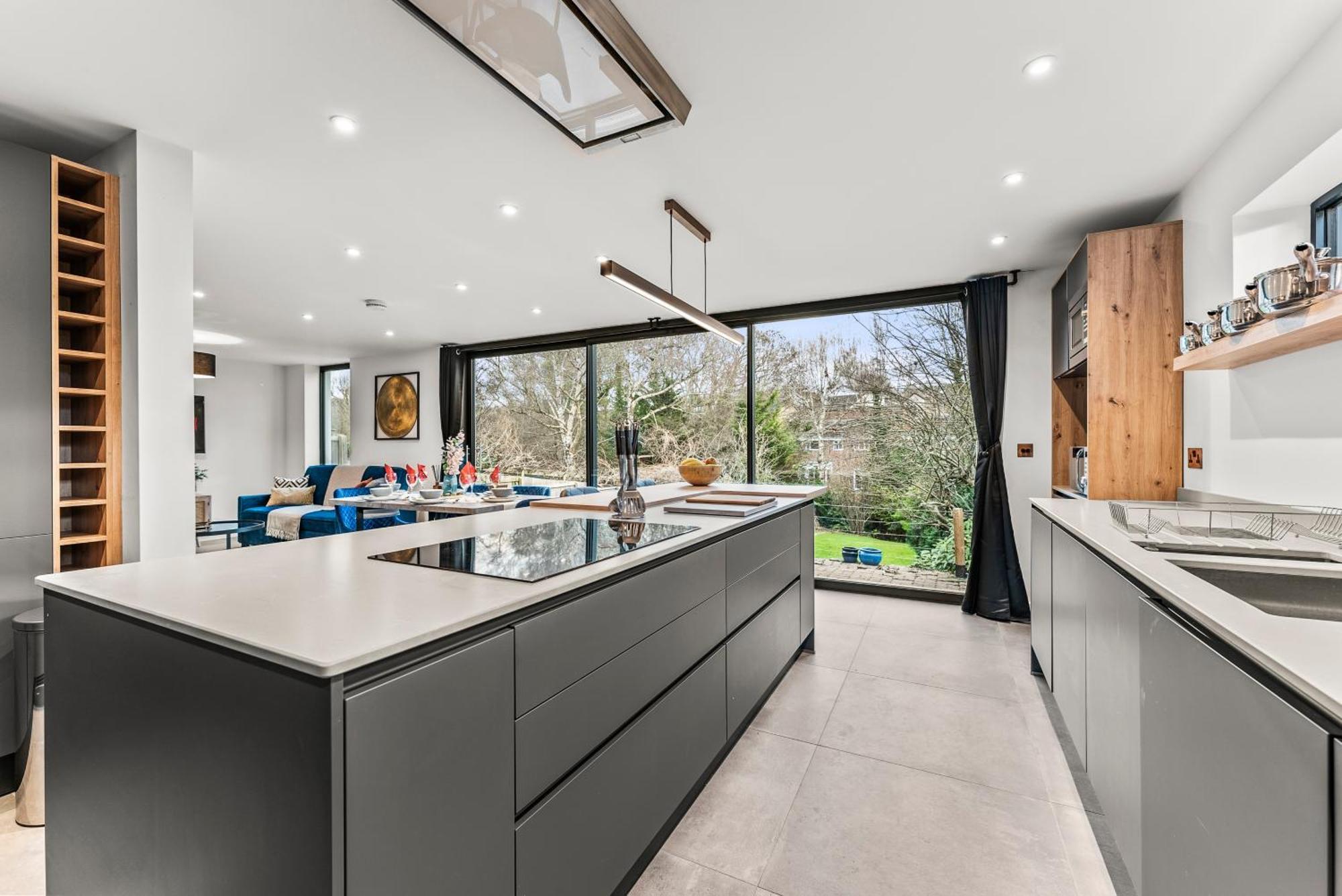 Elegant Retreat In Cheltenham - Garden & Parking Included Luaran gambar