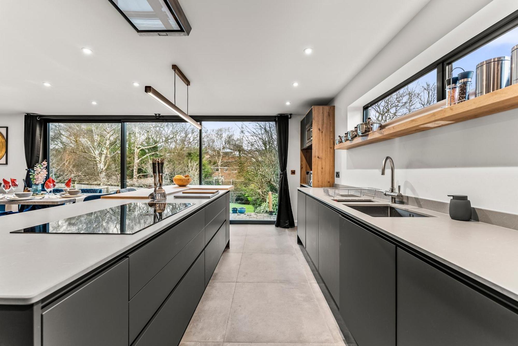 Elegant Retreat In Cheltenham - Garden & Parking Included Luaran gambar