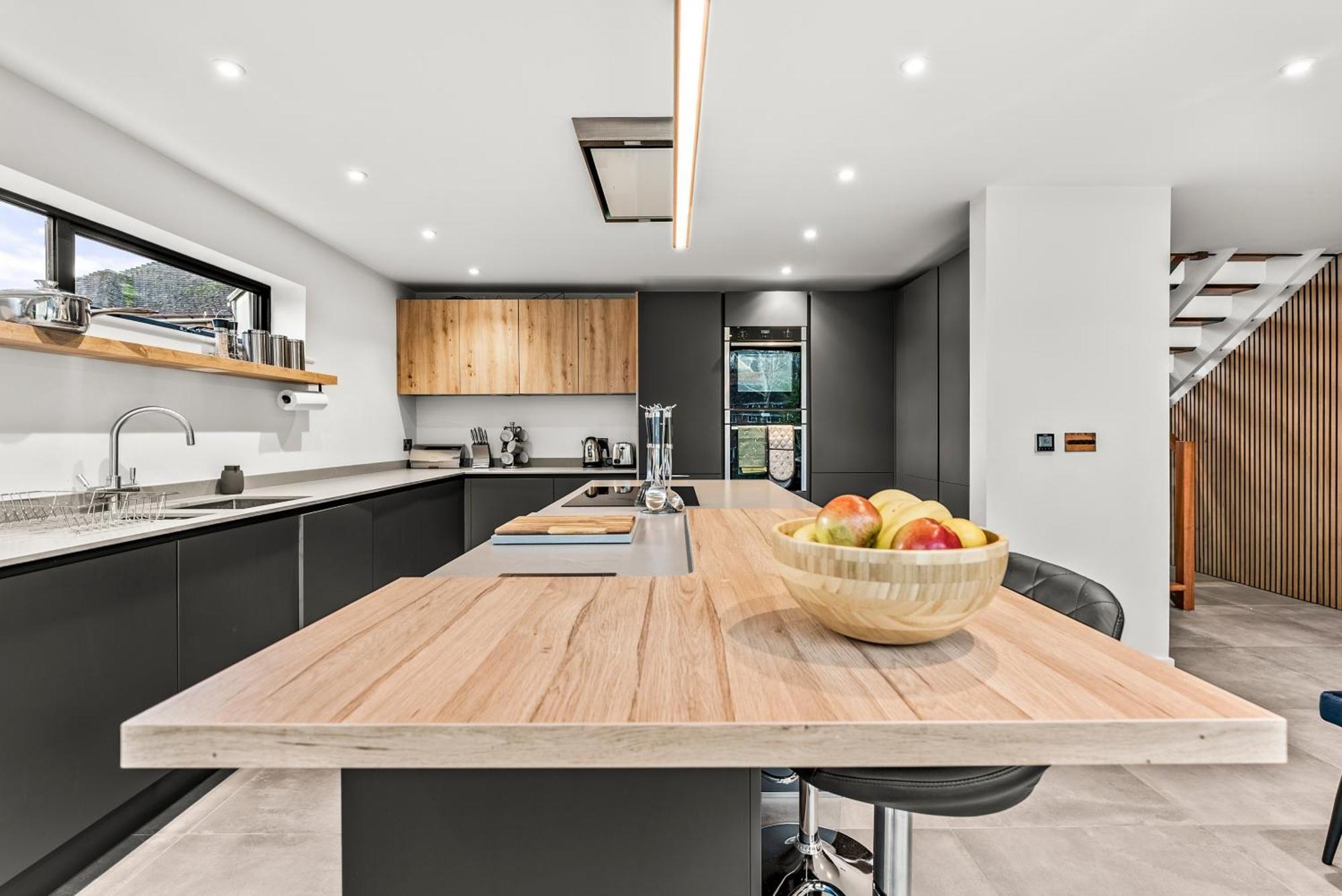 Elegant Retreat In Cheltenham - Garden & Parking Included Luaran gambar