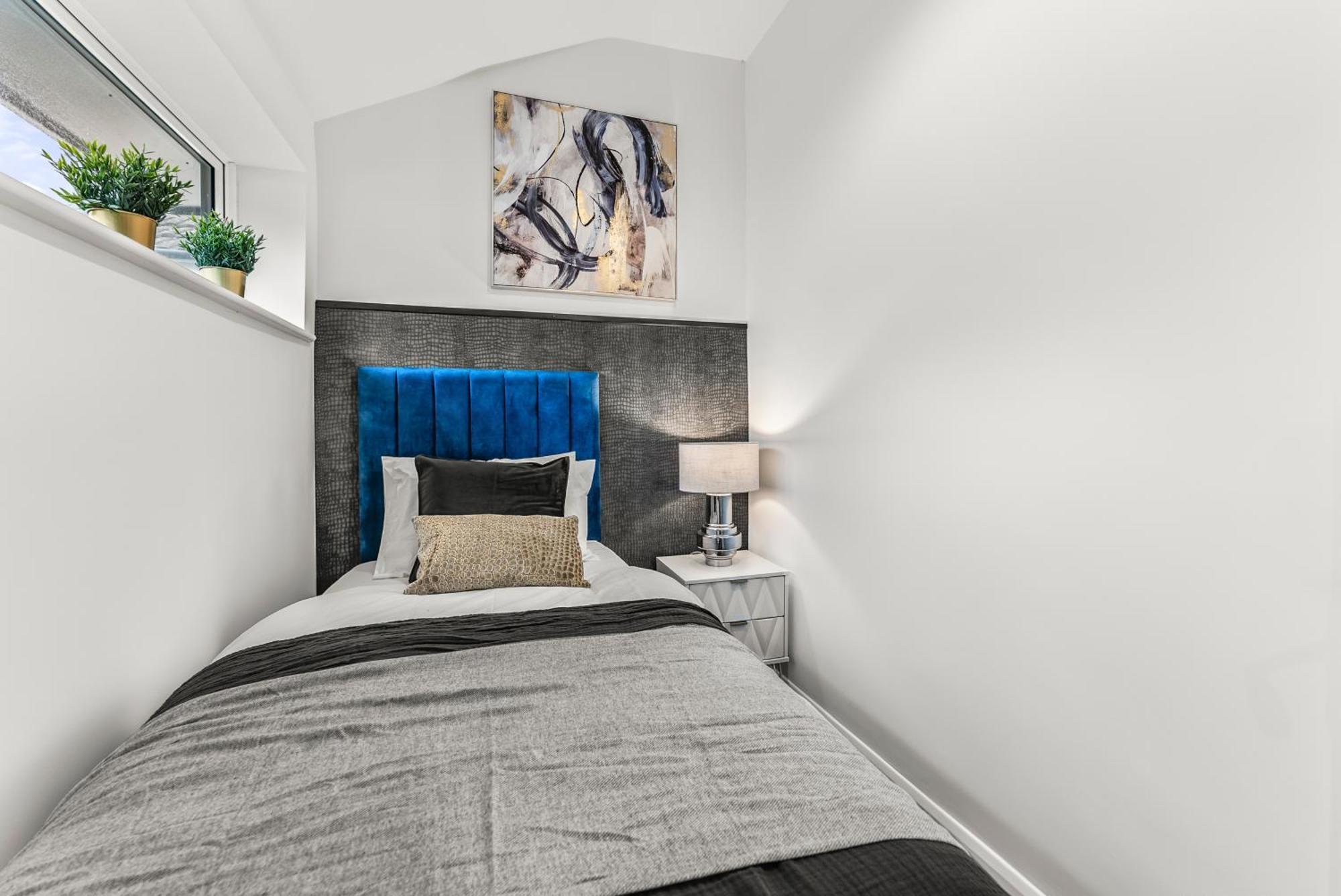 Elegant Retreat In Cheltenham - Garden & Parking Included Luaran gambar
