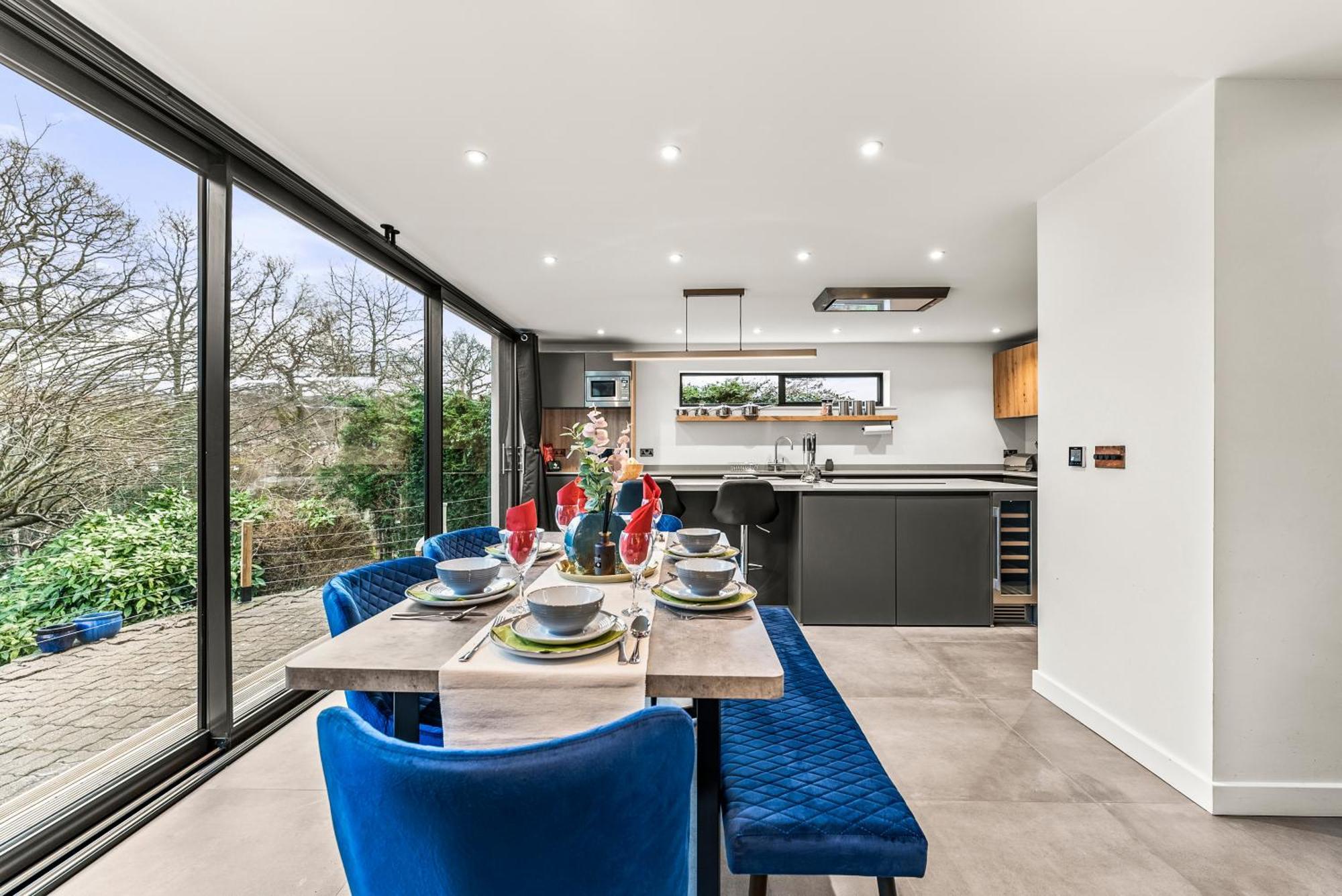 Elegant Retreat In Cheltenham - Garden & Parking Included Luaran gambar