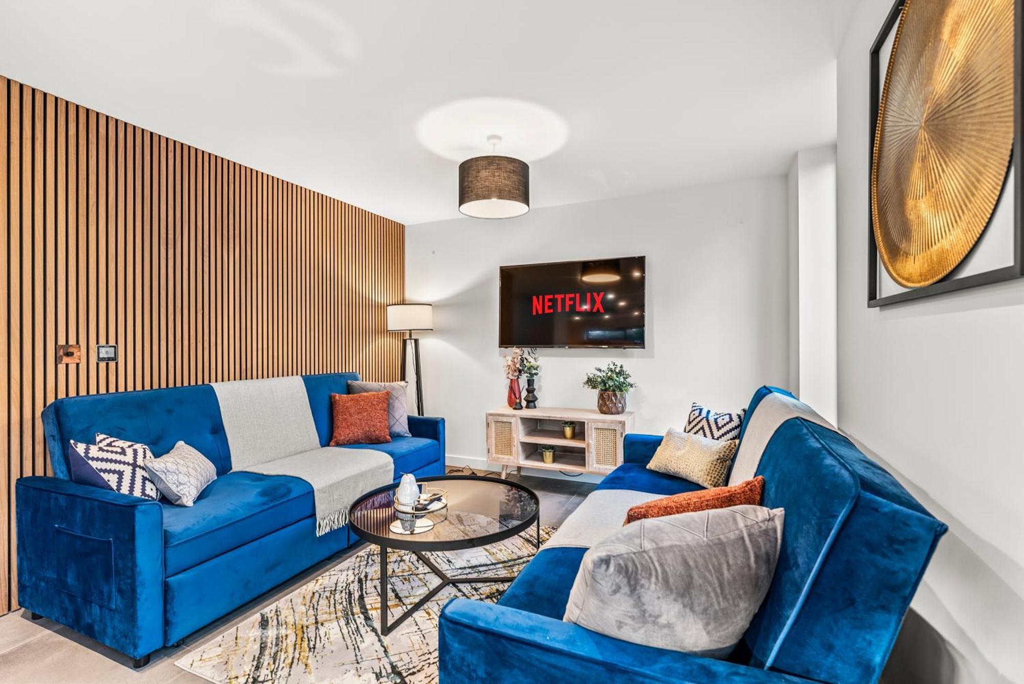 Elegant Retreat In Cheltenham - Garden & Parking Included Luaran gambar